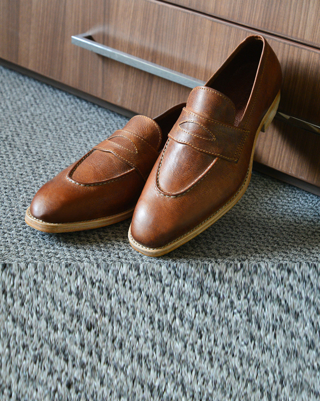 Tan hot sale penny loafers