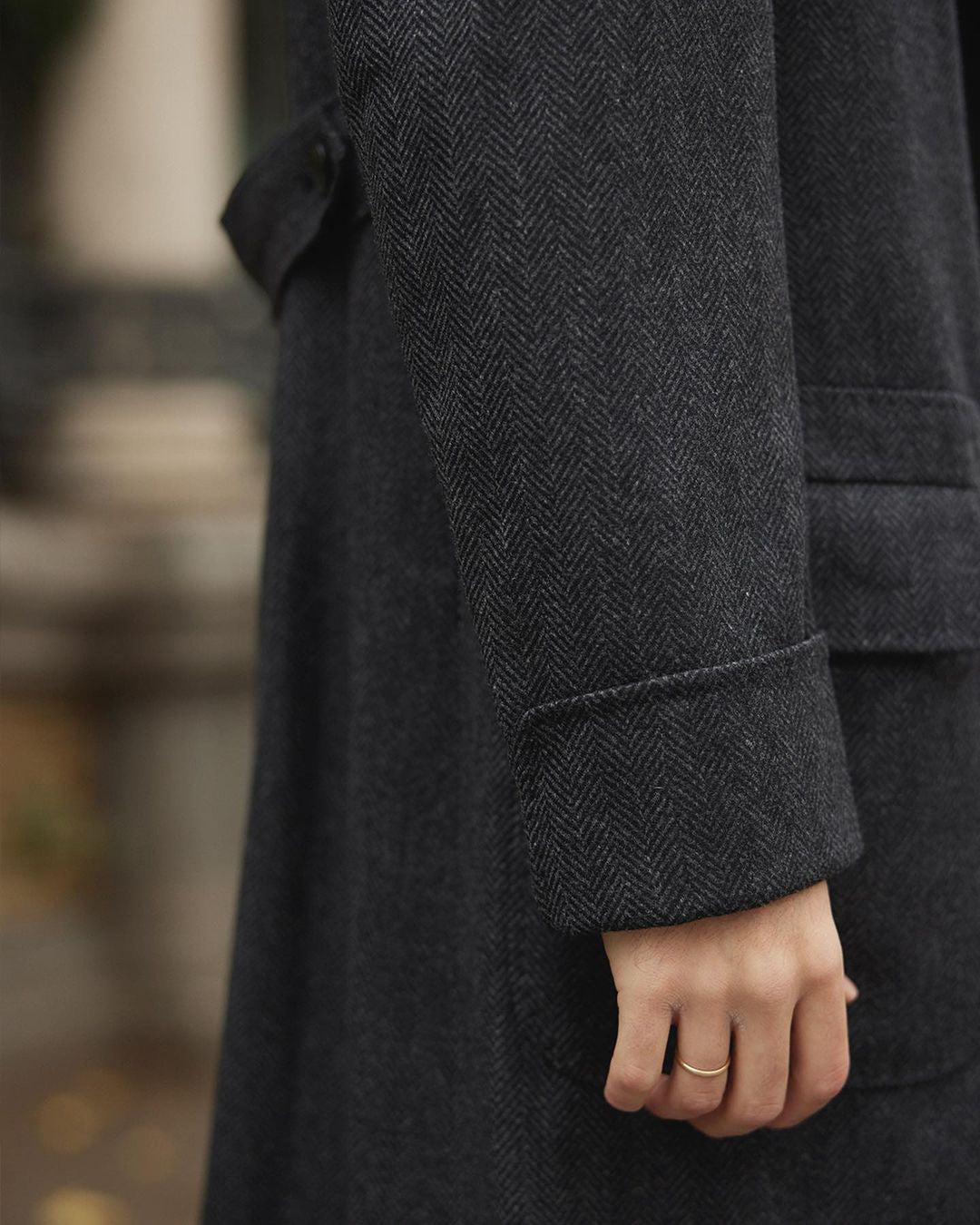 EThomas Wool Cashmere: Dark Grey Herringbone Over Coat