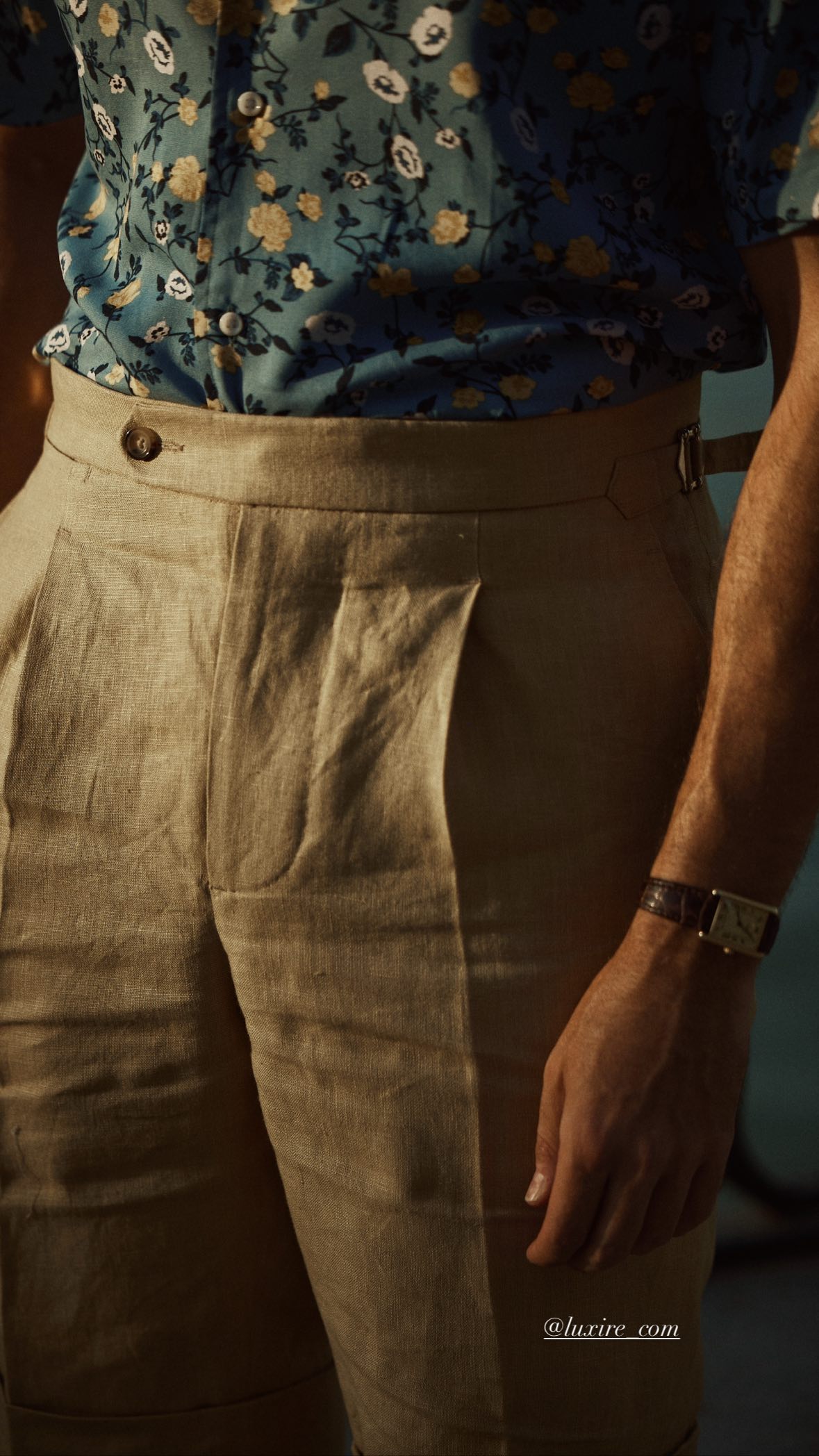 Pleated Goldish Yellow Linen Shorts - 7