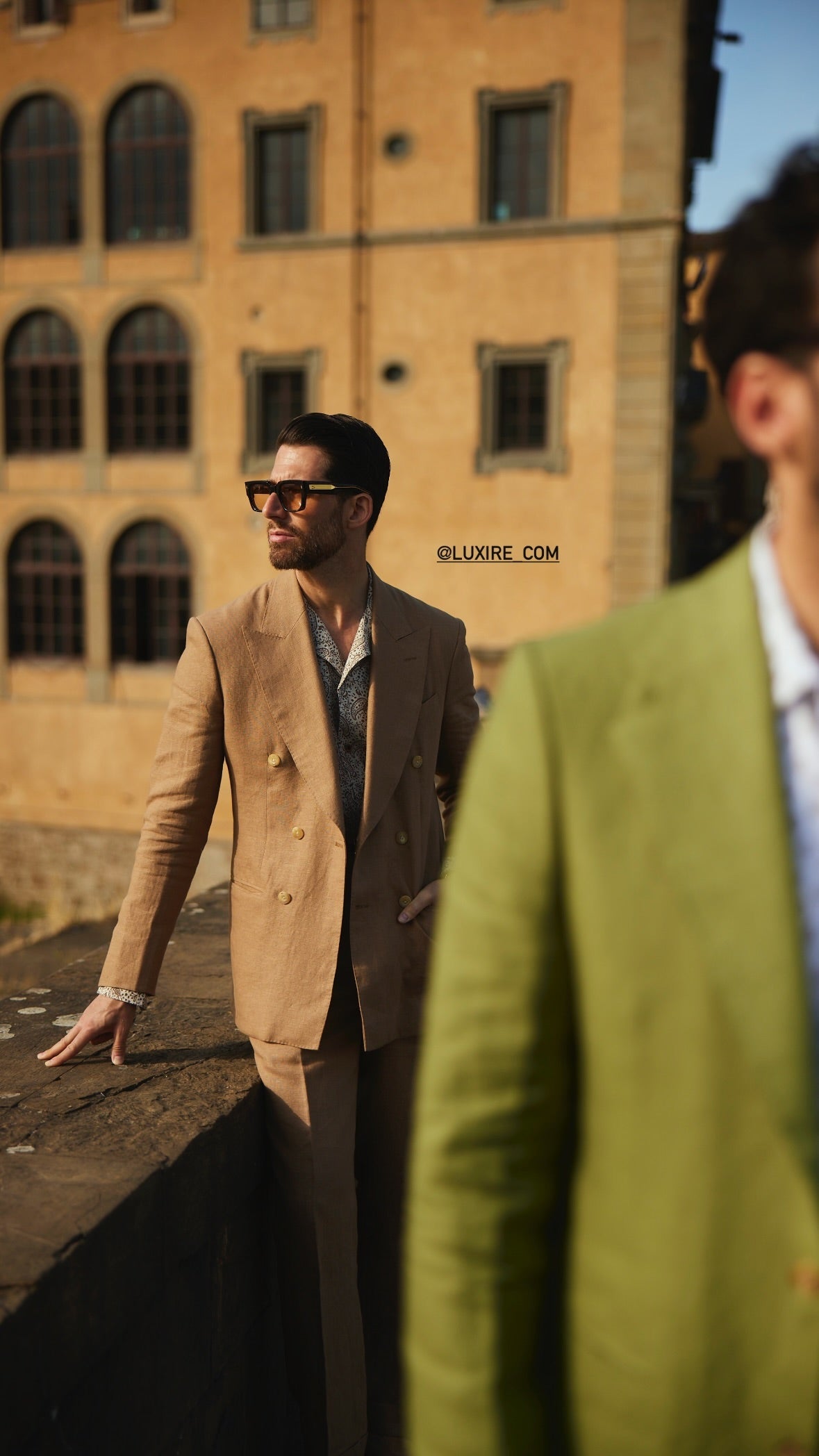 Pleated Linen Fresco Golden Brown Dress Pant - 8