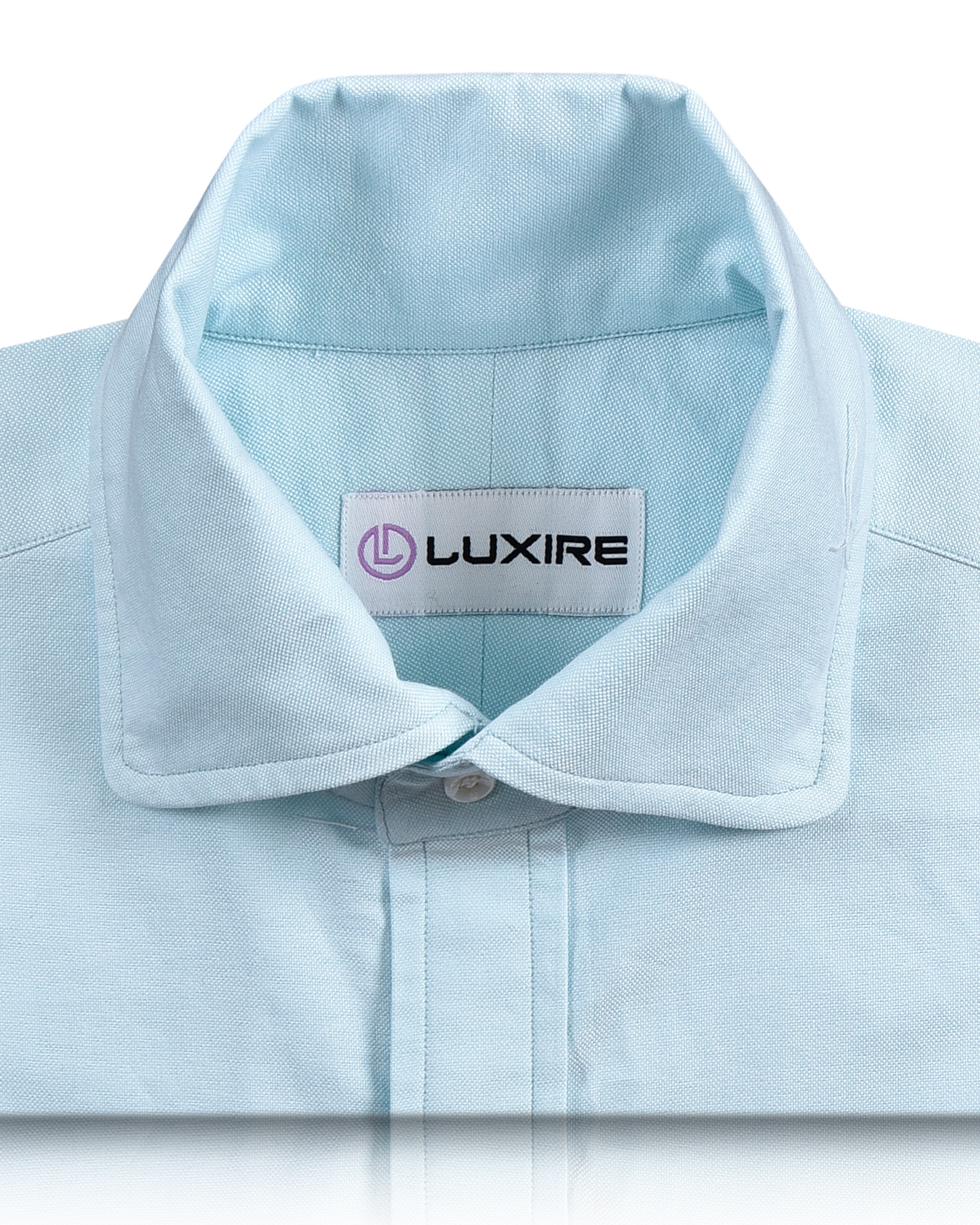 Collar of the custom oxford shirt for men by Luxire in pale blue