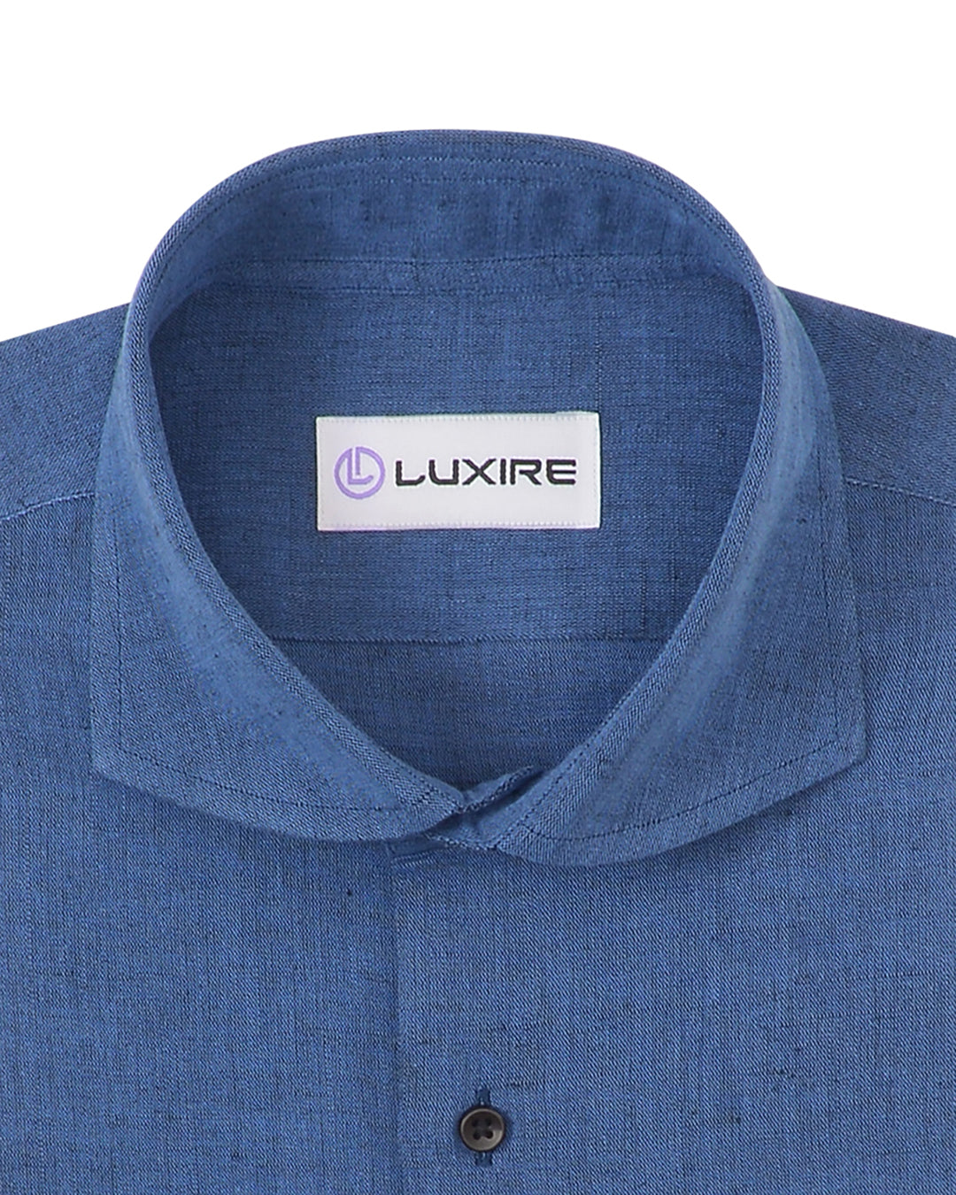 Collar of the custom linen shirt for men in dark blue chambray by Luxire Clothing