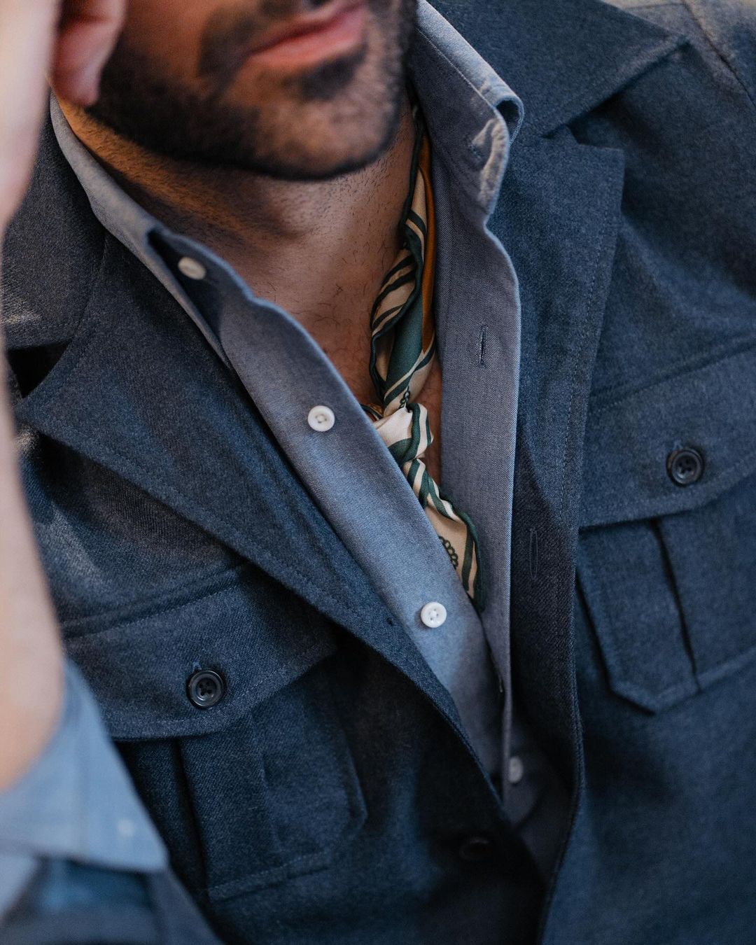 Shirt Jacket in Dugdale Navy Blue Wool Flannel - 7